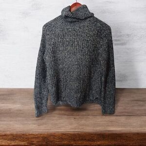 Abercrombie & Fitch Ribbed Knit Turtleneck Sweater Size S NWOT